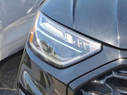 2022 Audi Q5 45 S line Premium Plus