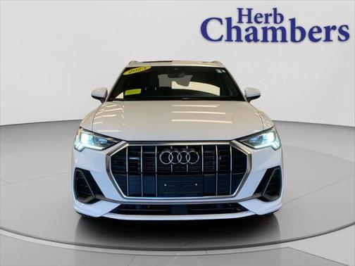 2023 Audi Q3 Premium 45 TFSI S line quattro Tiptronic