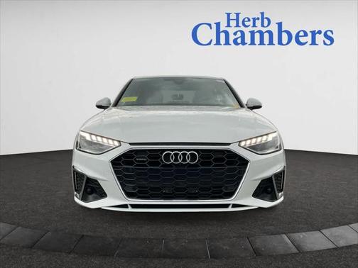 2022 Audi A4 Premium Plus 45 TFSI S line quattro S tronic