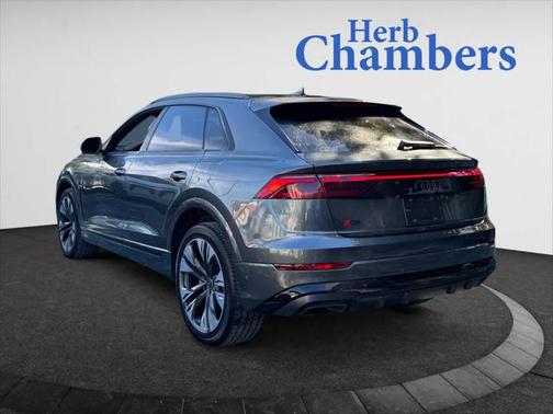 2025 Audi Q8 Premium Plus 55 TFSI quattro