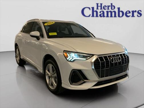 2024 Audi Q3 Premium 45 TFSI S line quattro Tiptronic