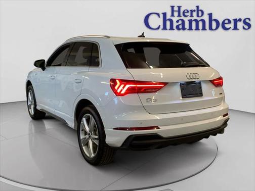 2024 Audi Q3 Premium 45 TFSI S line quattro Tiptronic