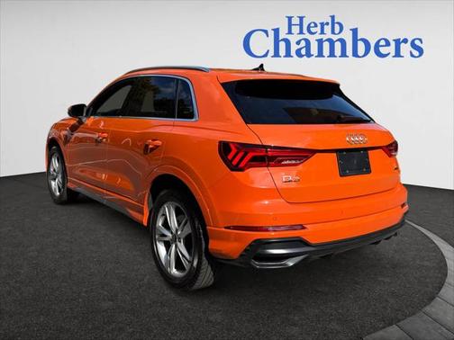 2022 Audi Q3 Premium Plus 45 TFSI S line quattro Tiptronic