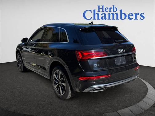 2023 Audi Q5 S line Premium Plus