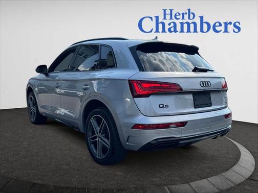 2024 Audi Q5 Premium Plus 55 TFSI e S line quattro S tronic