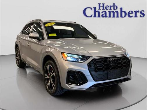 2025 Audi Q5 Premium Plus 45 TFSI S line quattro S tronic