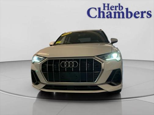 2024 Audi Q3 Premium 45 TFSI S line quattro Tiptronic