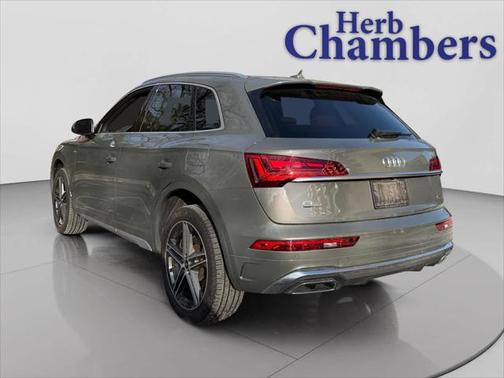 2025 Audi Q5 Premium 55 TFSI e S line quattro S tronic