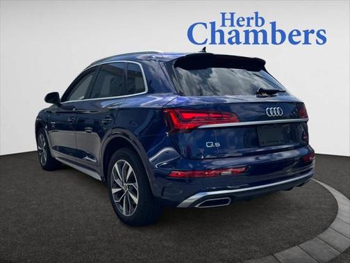 2022 Audi Q5 Premium 45 TFSI S line quattro S tronic