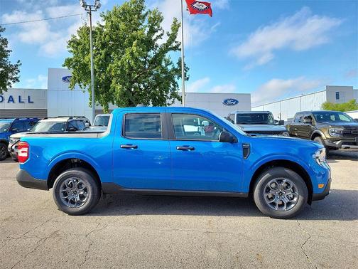 2025 Ford Maverick XLT
