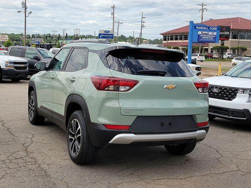 Cacti Green 2025 Chevrolet Trailblazer LT