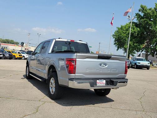 ICONIC SILVER METALLIC 2025 Ford F-150 XLT