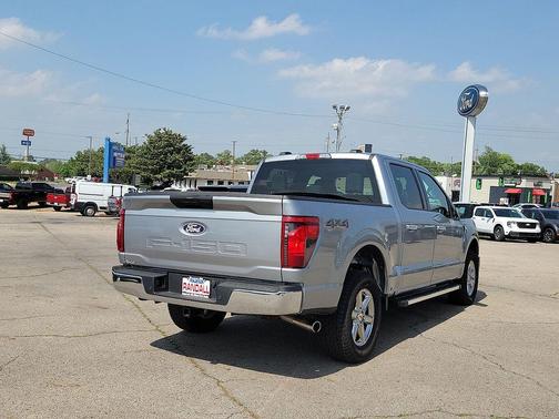 ICONIC SILVER METALLIC 2025 Ford F-150 XLT