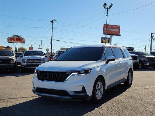 2024 Kia Carnival LX