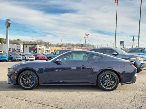 2026 Ford Mustang Dark Horse