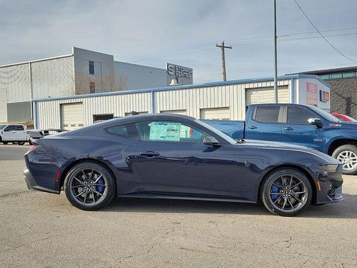 2026 Ford Mustang Dark Horse