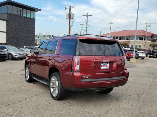 2017 GMC Yukon SLT
