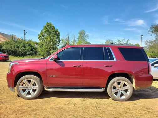 2017 GMC Yukon SLT