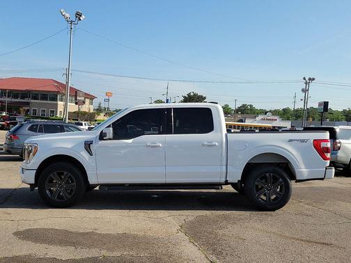 OXFORD WHITE 2023 Ford F-150 LARIAT