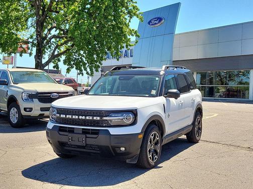 OXFORD WHITE 2025 Ford Bronco Sport OUTER BANKS