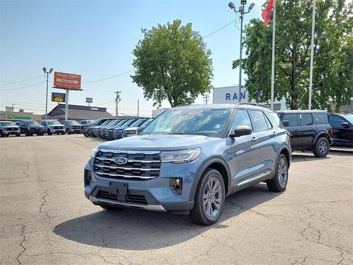 2025 Ford Explorer Active