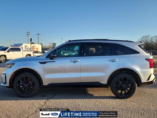 2022 Kia Sorento SX