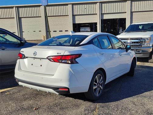 2021 Nissan Versa 1.6 SV