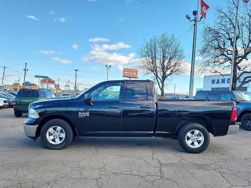 2024 RAM 1500 Classic SLT