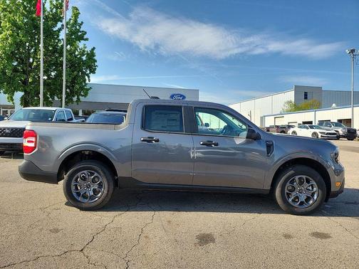 CARBONIZED GRAY METALLIC 2026 Ford Maverick XLT