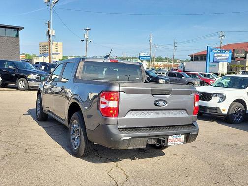 CARBONIZED GRAY METALLIC 2026 Ford Maverick XLT