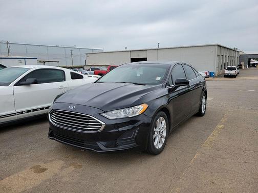Black 2020 Ford Fusion SE