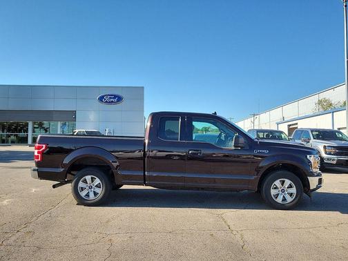 MAGMA RED 2019 Ford F-150 XLT