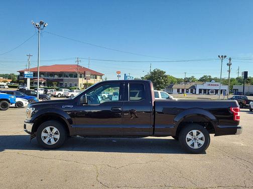 MAGMA RED 2019 Ford F-150 XLT
