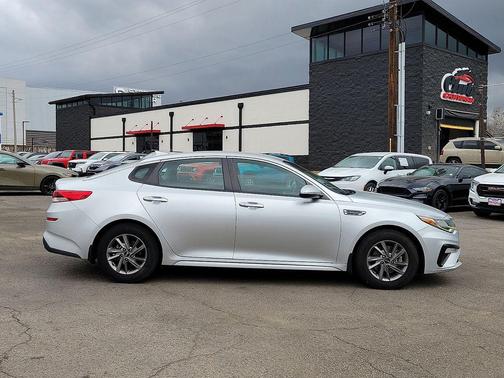 2020 Kia Optima LX