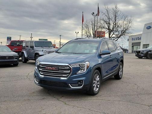 2024 GMC Terrain SLT