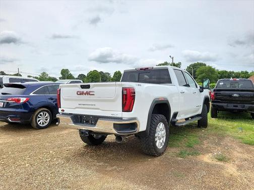 2024 GMC Sierra 2500 SLT