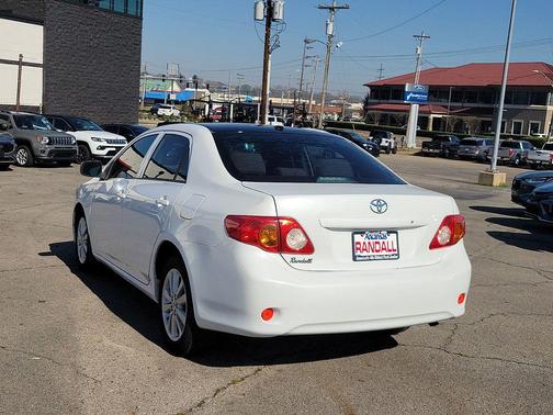 2009 Toyota Corolla LE