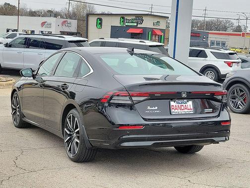 2023 Honda Accord Hybrid Touring