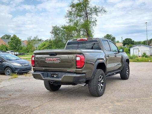 2024 GMC Canyon AT4X
