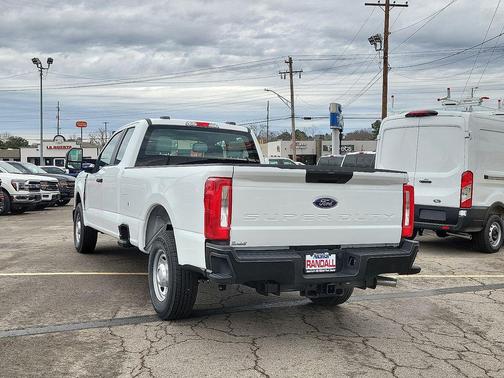 2025 Ford F-250 XL