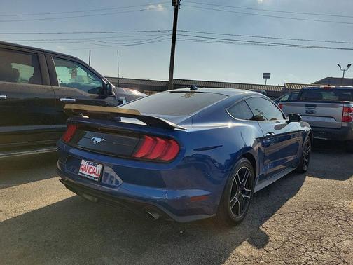 2022 Ford Mustang EcoBoost Premium