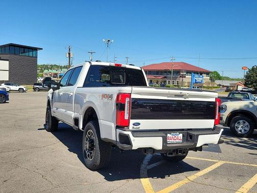 Star White Metallic Tri-Coat 2026 Ford F-250 Platinum