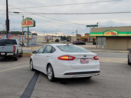 2014 Ford Fusion SE