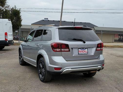2020 Dodge Journey Crossroad