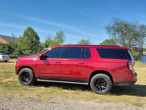 2021 Chevrolet Suburban Z71