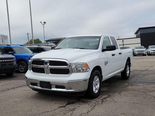 2024 RAM 1500 Classic SLT
