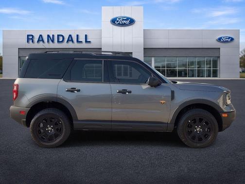 Carbonized Gray Metallic 2025 Ford Bronco Sport Badlands