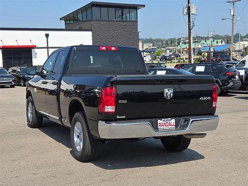 2024 RAM 1500 Classic SLT