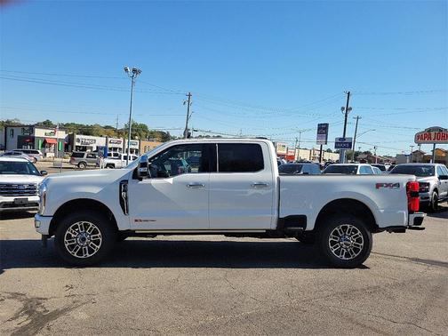 2026 Ford F-250 Platinum