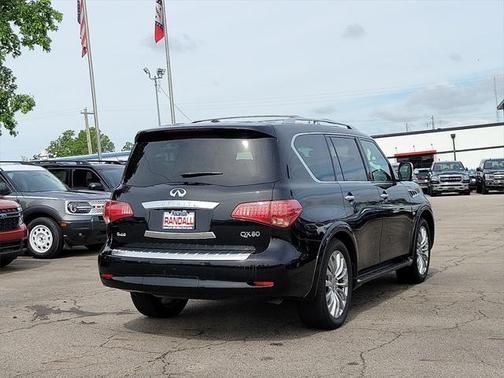 2017 INFINITI QX80 Base